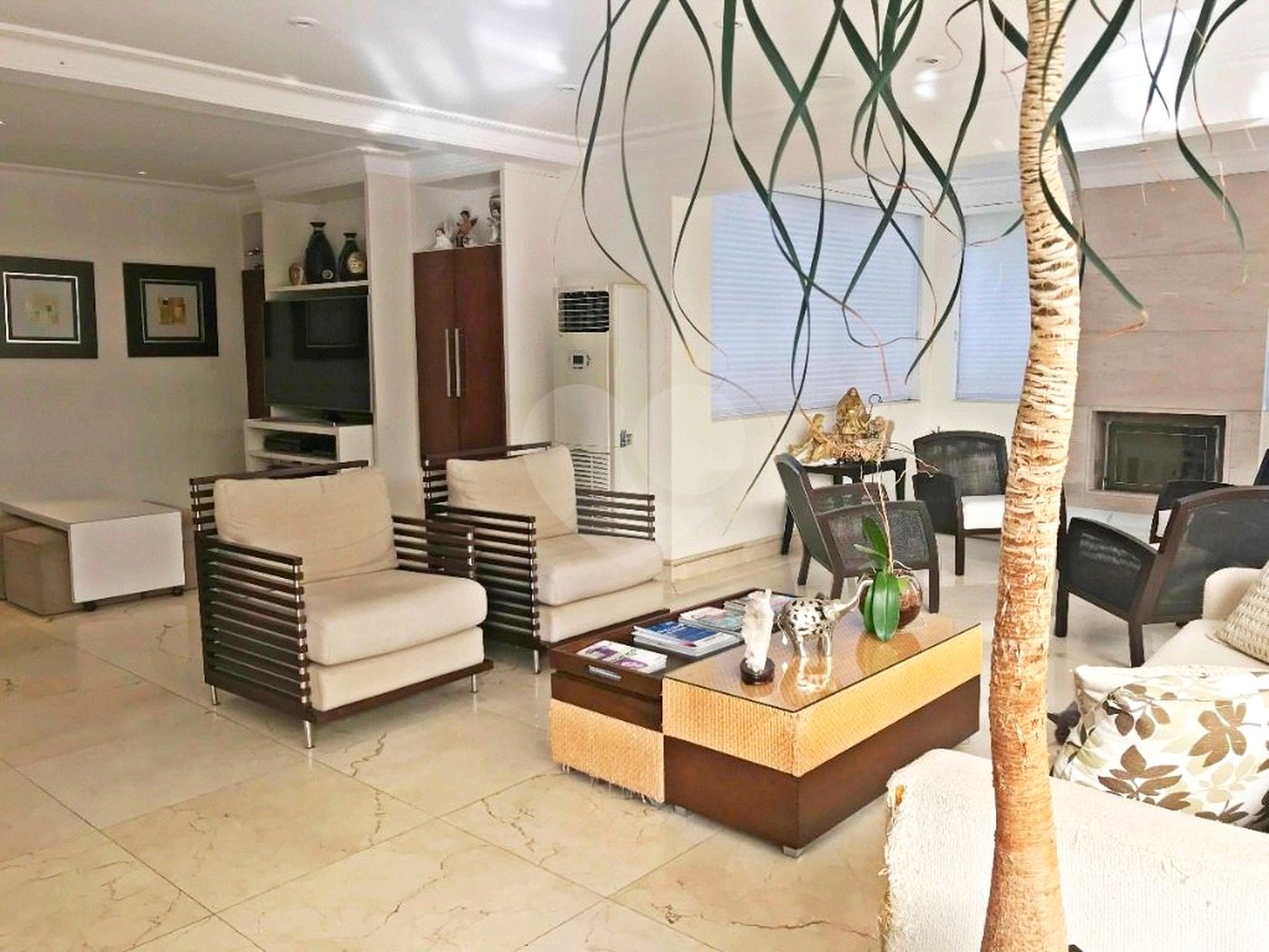 Casa à venda com 4 suítes em Horto Florestal, São Paulo, SP
