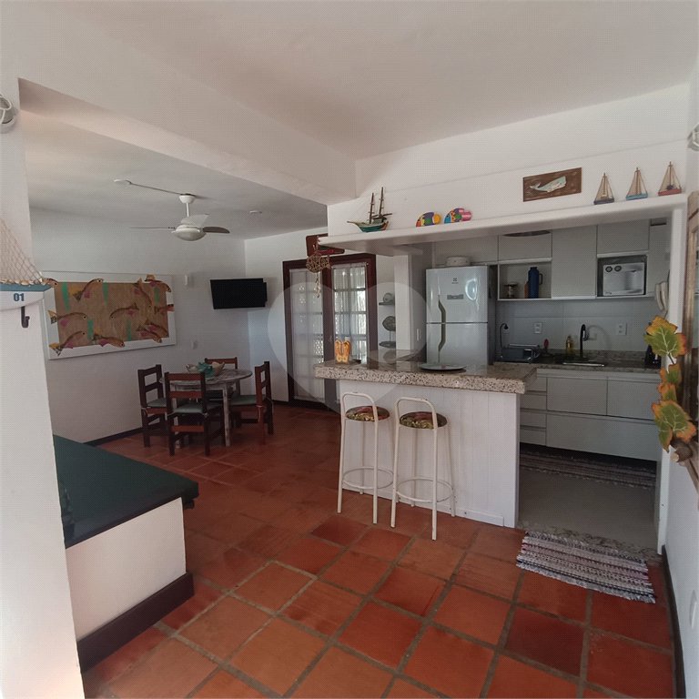 Casa em condomínio à venda com 2 quartos em Manguinhos, Armação dos Búzios, RJ
