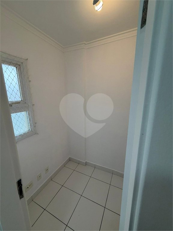 Apartamento à venda com 3 quartos, sendo 1 suíte, em Jardim Aeroporto, São Paulo, SP
