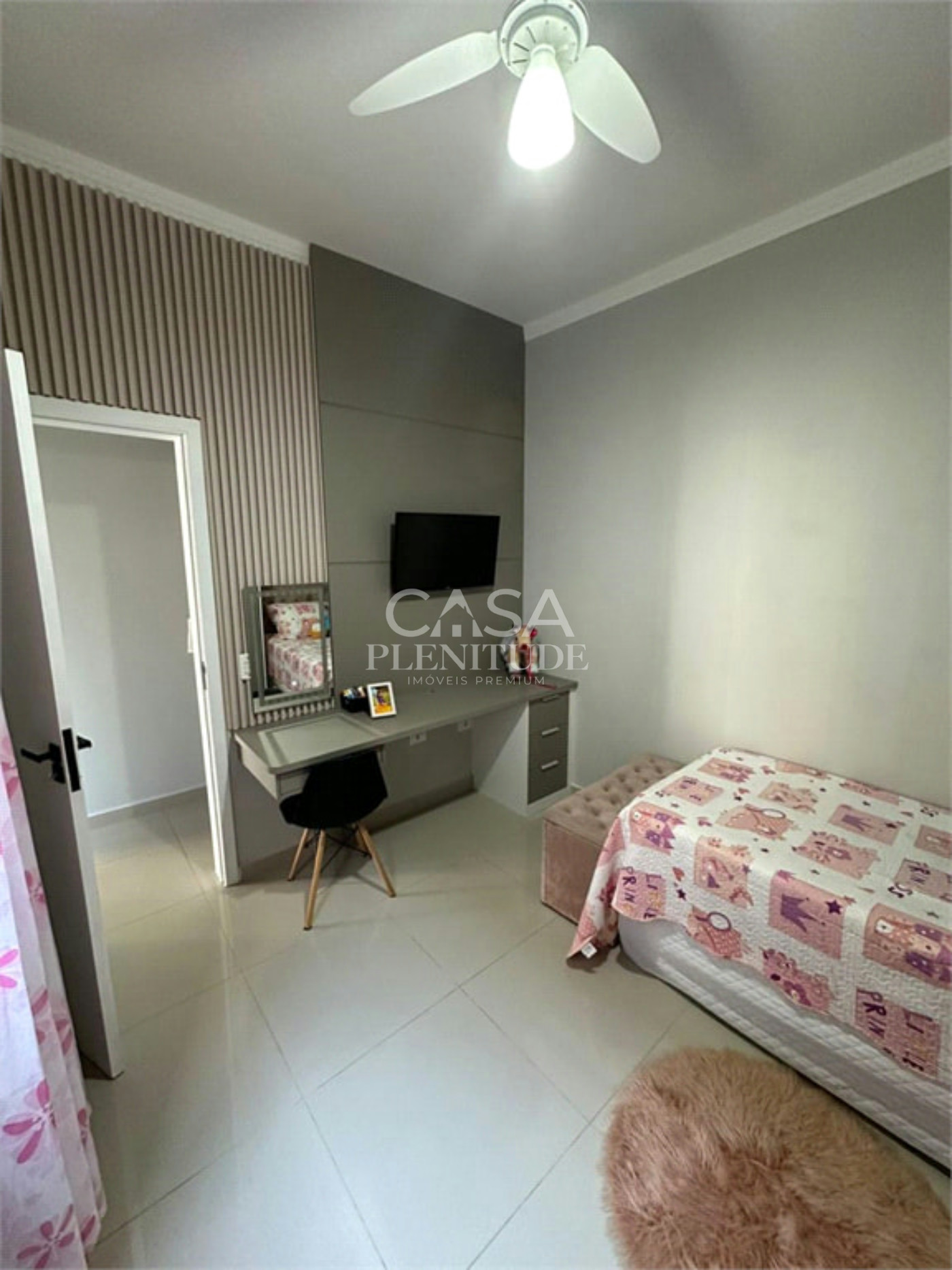Casa em condomínio à venda com 3 quartos, sendo 1 suíte, em Loteamento Dinorá Rosa, Sorocaba, SP