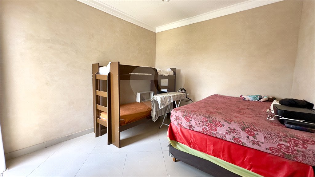 Casa à venda com 5 quartos, sendo 3 suítes, no condomínio Residencial Helvetia Park, Indaiatuba - SP