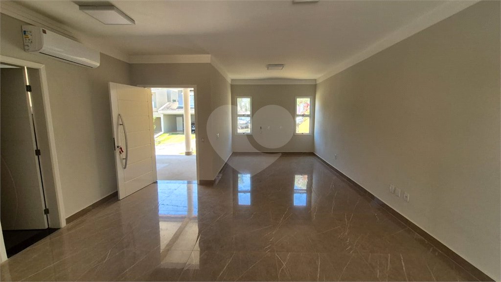 Casa à venda com 3 suítes no condomínio Residencial Villa Di Treviso, Vinhedo - SP