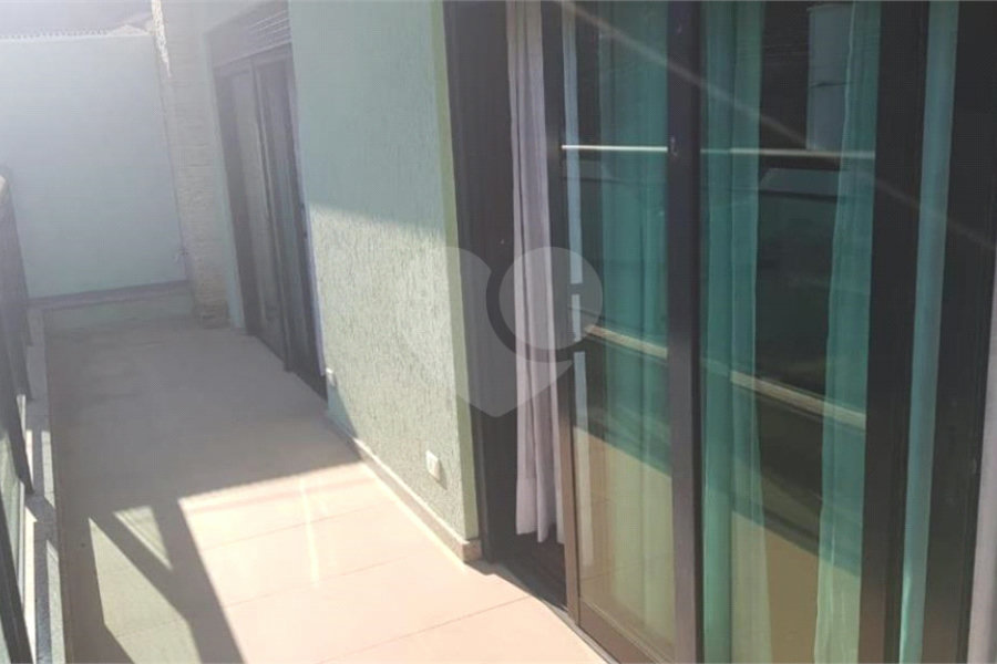 Sobrado à venda com 4 suítes em Horto, São Paulo, SP