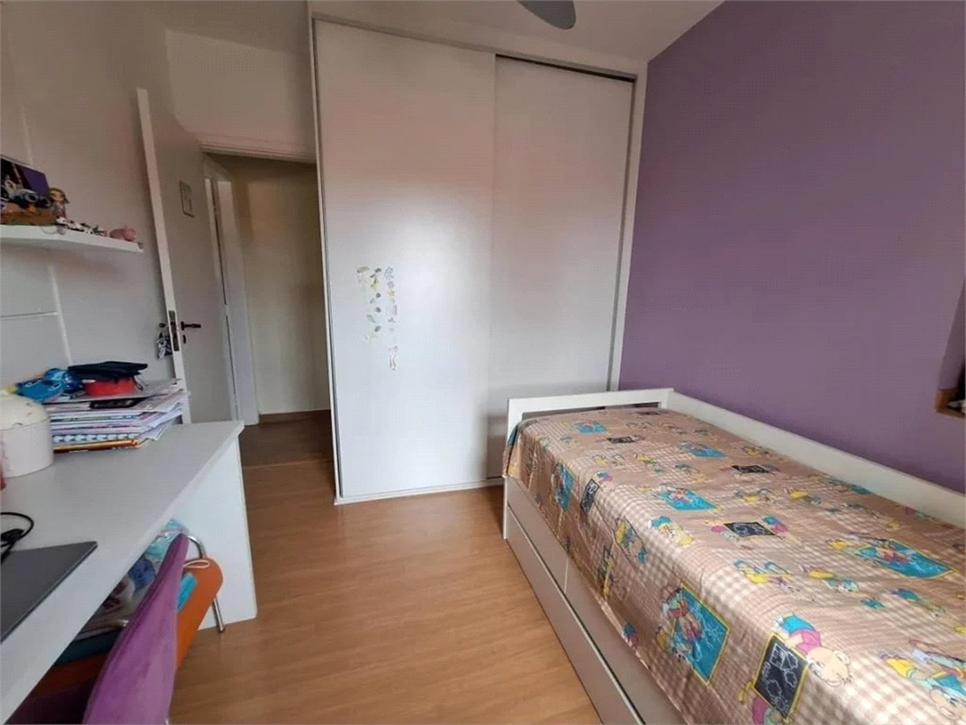 Casa à venda com 3 quartos, sendo 1 suíte, em Vila Gomes, São Paulo, SP