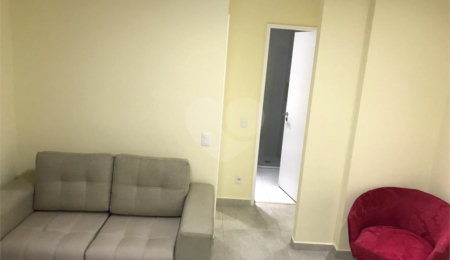 Apartamento à venda com 2 quartos, sendo 1 suíte,  em Bosque da Saúde, São Paulo, SP
