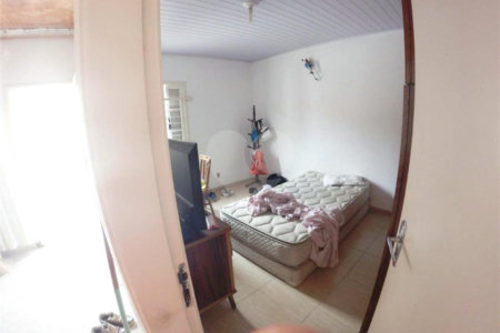 Casa de Vila à venda com 3 quartos em Vila Ipojuca, São Paulo, SP