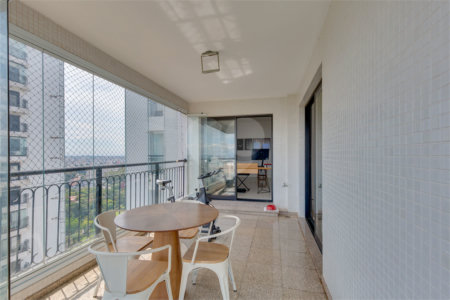 Apartamento à venda com 4 suítes em Alto da Boa Vista, São Paulo, SP