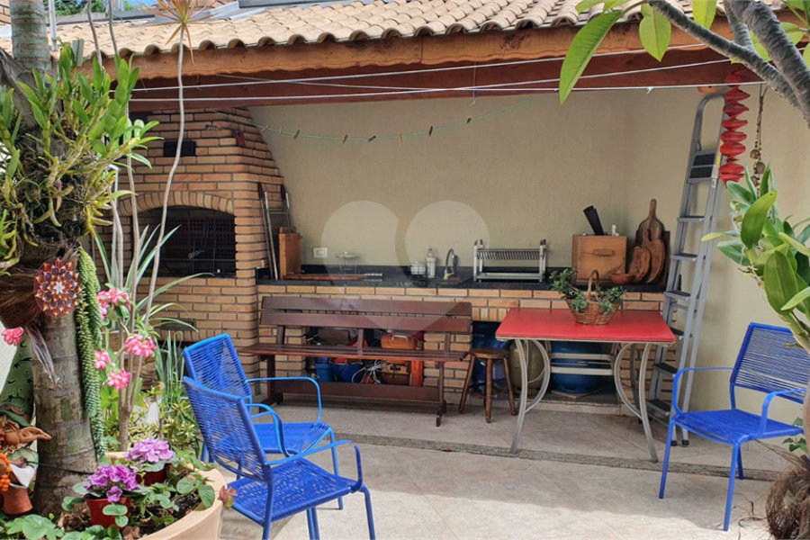 Sobrado à venda com 3 suítes em Pirituba, São Paulo, SP