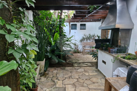 Sobrado à venda com 4 suítes em Alto de Pinheiros, São Paulo, SP
