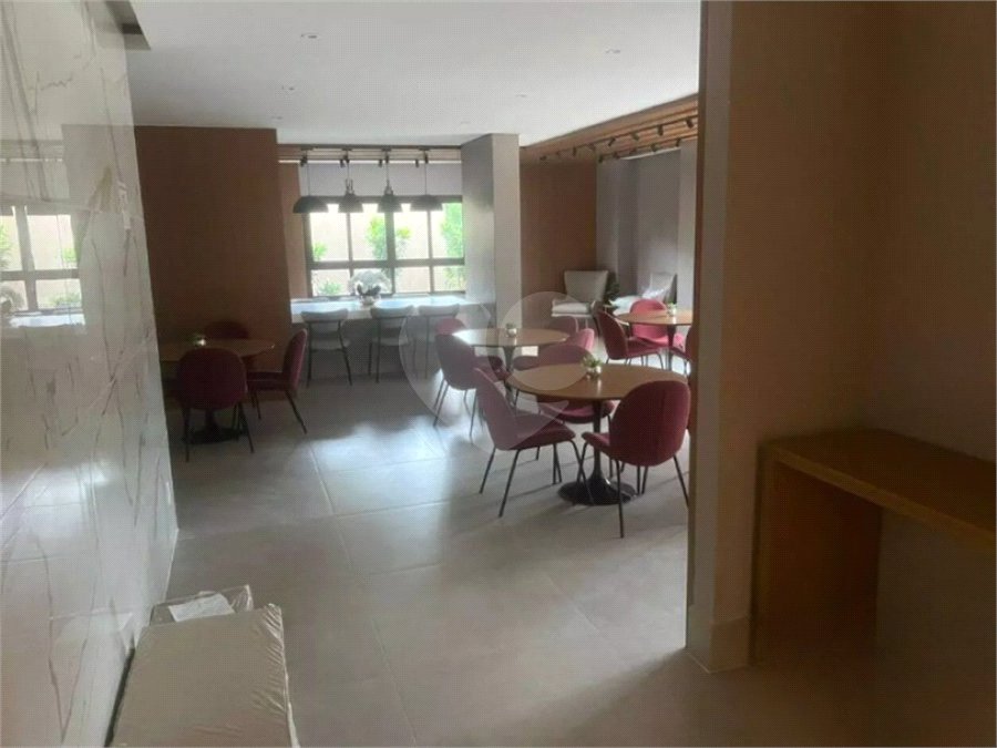 Apartamento à venda com 3 quartos, sendo 2 suítes, em Barueri, Barueri, SP