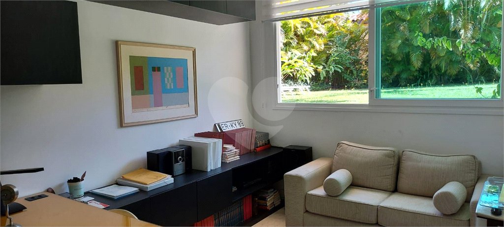 Casa à venda com 4 suítes em Alphaville, Santana de Parnaíba, SP