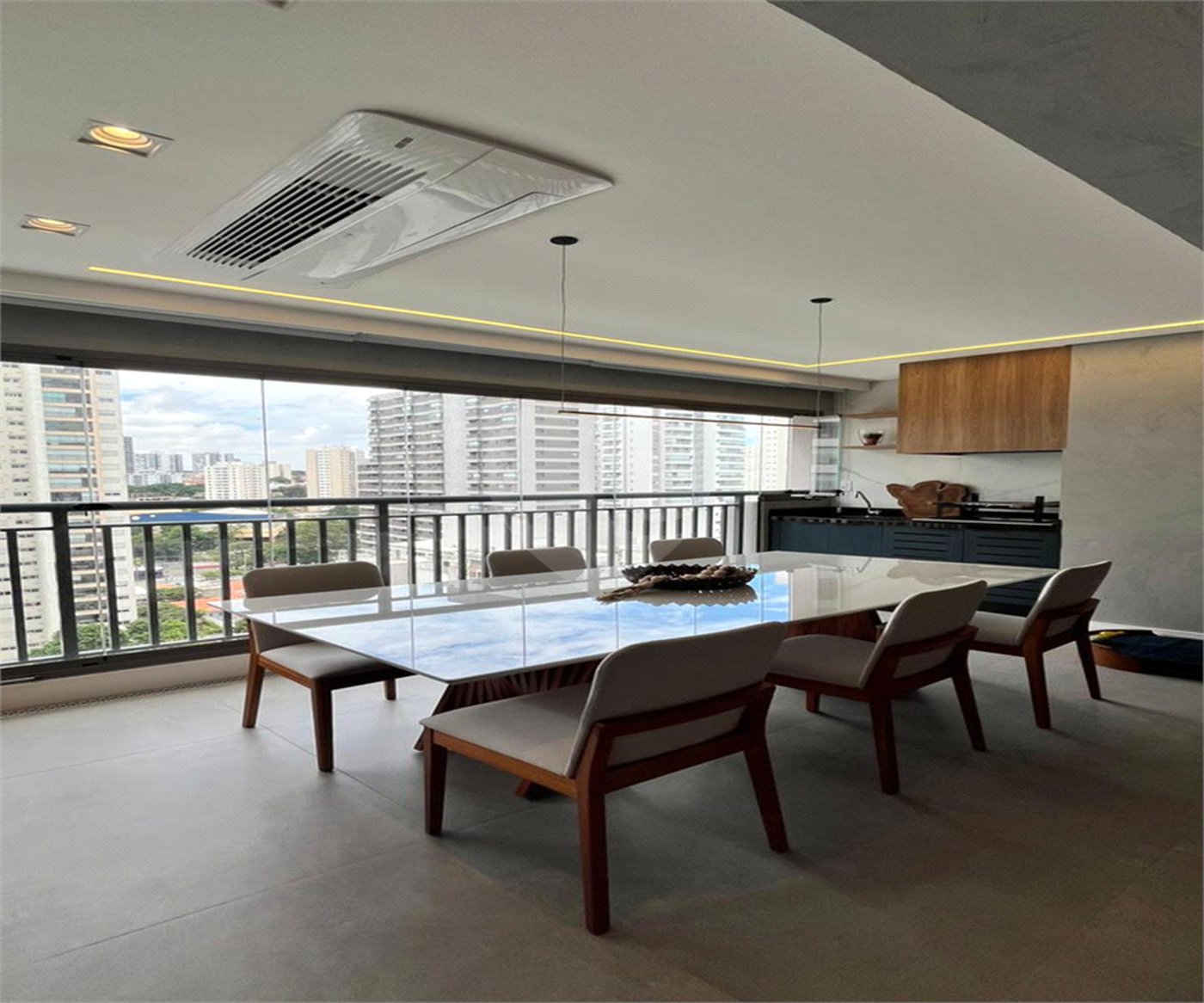 Apartamento à venda com 3 quartos, sendo 1 suíte, em Jardim Prudência, São Paulo, SP