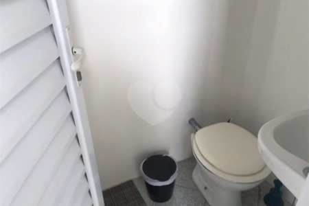 Casa Sobrado à venda no Planalto Paulista de 153m² com 3 dormitórios e 2 vagas