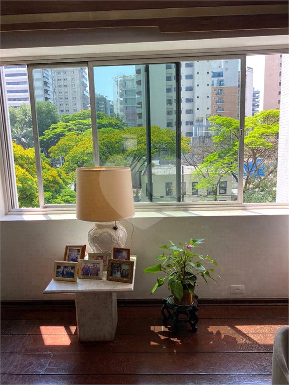 APARTAMENTO 182 M2 3 DORMITÓRIOS À VENDA VILA NOVA CONCEIÇÃO