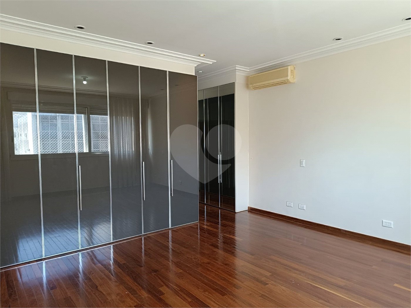 Apartamento em Higienópolis com 4 quartos e 3 vagas