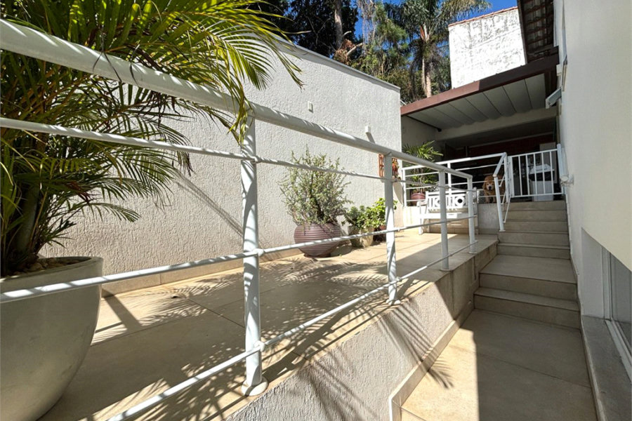 Casa térrea em rua sem saída com guarita 24hs - Tremembé - São Paulo/SP