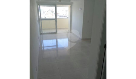 Apartamento à venda com 3 quartos, sendo 1 suíte,  em Vila Gustavo, São Paulo, SP