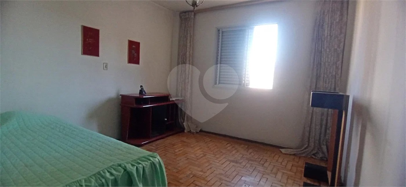 Apartamento à venda no Ed. Luciano Guidotti em Piracicaba/SP.