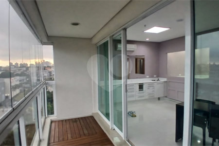 SALA DOMO BUSINESS para LOCAÇÃO com 61 m² / Banheiro / hidráulica / Varanda e vista para Shopping Metrópole / Mobiliada.