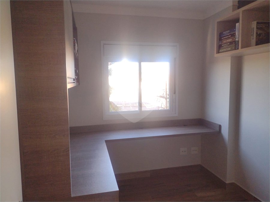 Apartamento á venda no Condomínio Edifício Murano