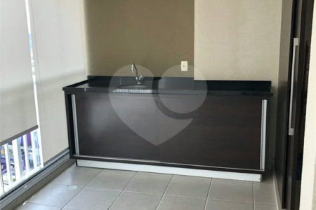 Apartamento à venda com 2 quartos, sendo 1 suíte,  em Campo Belo, São Paulo, SP