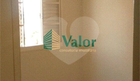 Apartamento à venda com 2 quartos em Vila Pelicano, São Carlos, SP
