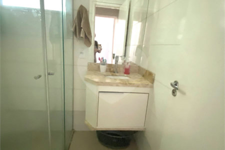 Casa com piscina para venda no Terra nova