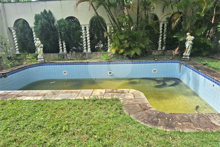 Sobrado à venda com 4 quartos, sendo 2 suítes, em Santana, São Paulo, SP