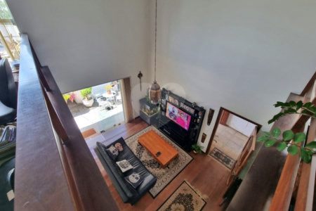 Sobrado com 300m² , 3 dormitórios , sendo 2 suítes , 4 vagas , à venda no Jabaquara.