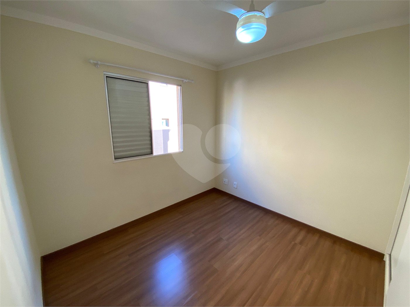 Apartamento à Venda no Residencial Heloisa – Jardim São Carlos (Região Central)