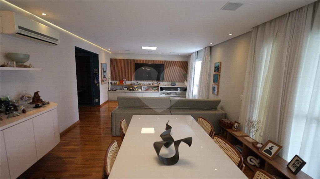 Apartamento á venda - Vila Olímpia