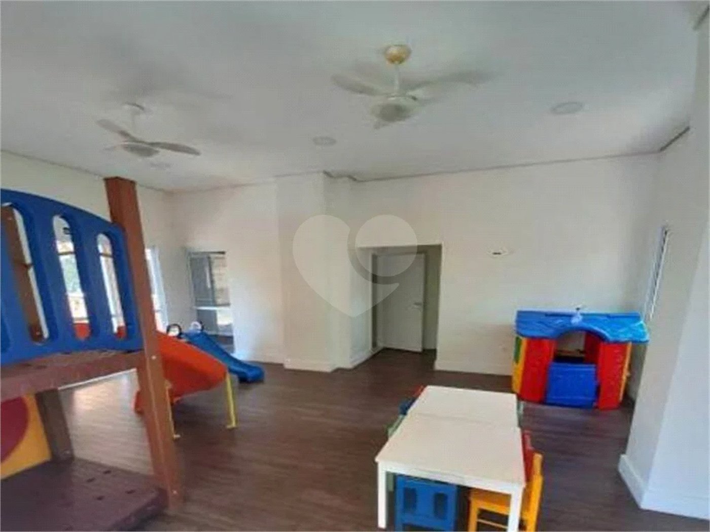 APARTAMENTO RESIDENCIAL em INDAIATUBA - SP, EDIFÍCIO VILLA FELICITÀ -visitas a partir de visitas a partir de 01/12/26 - Excelente apartamento para locação ,- aluguel- R$4.200,00 , condominio, R$ 729,60, incluso taxa de gas, iptu de R$ 169,99 -com box garagem - o iptu do box de 2065 esta quitado