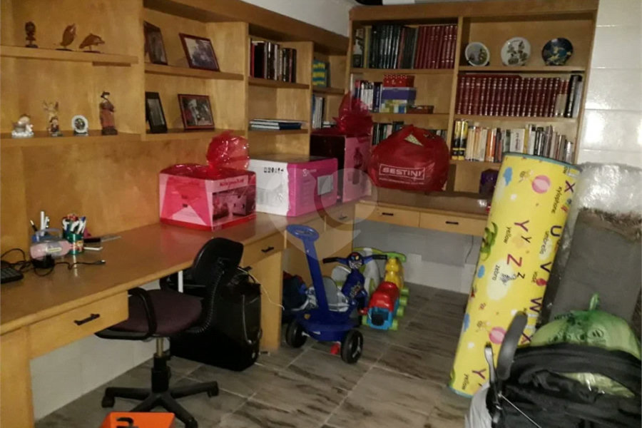 SOBRADO AMPLO COM 4 DORMITORIOS VISÃO PARA SERRA