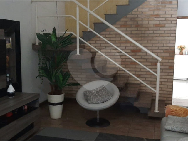 Sobrado à venda com 4 quartos, sendo 2 suítes,  em Vila Cruzeiro, São Paulo, SP