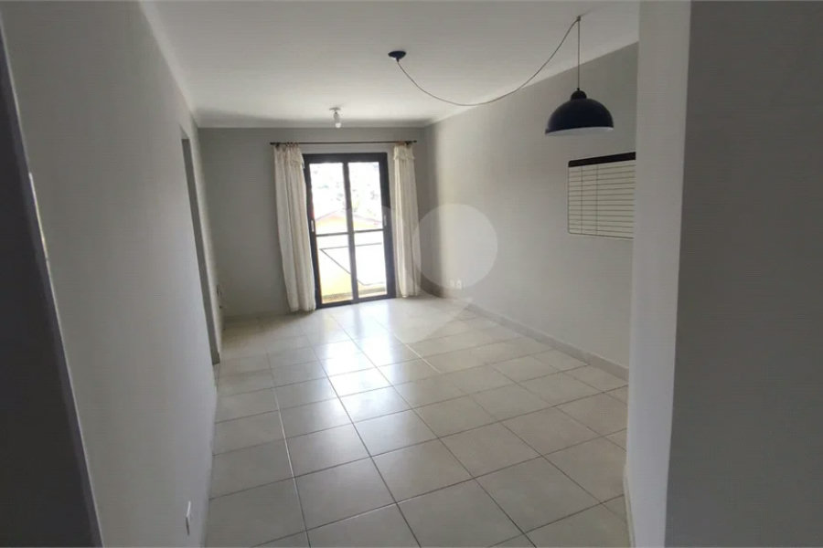 Apartamento à venda no Edifício Amarante no Bairro Jaraguá em Piracicaba - SP.