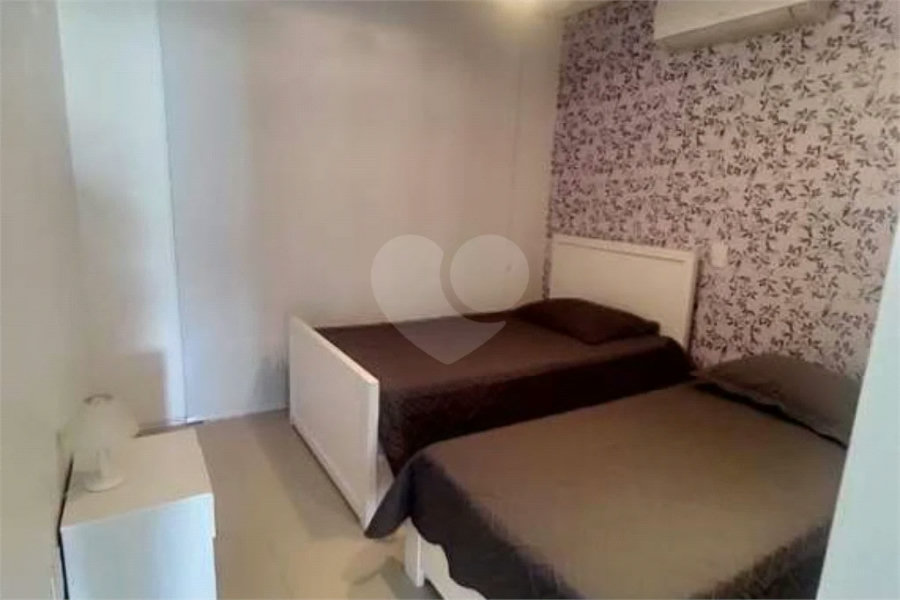 Maravilhosa Casa em Condomínio com 4 Suítes na Praia de Juquehy!!!