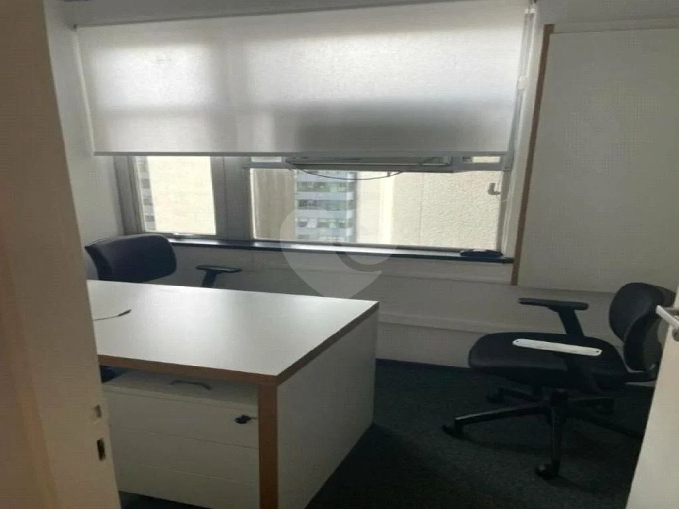 Sala comercial na Berrini, venha conhecer.