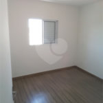 Apartamento com 2 dormitórios.