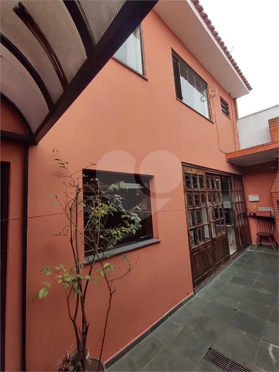 Casa com 300m² , 4 dormitórios , sendo 2 suítes , 5 vagas , à venda no bairro Curuçá , em Santo André.