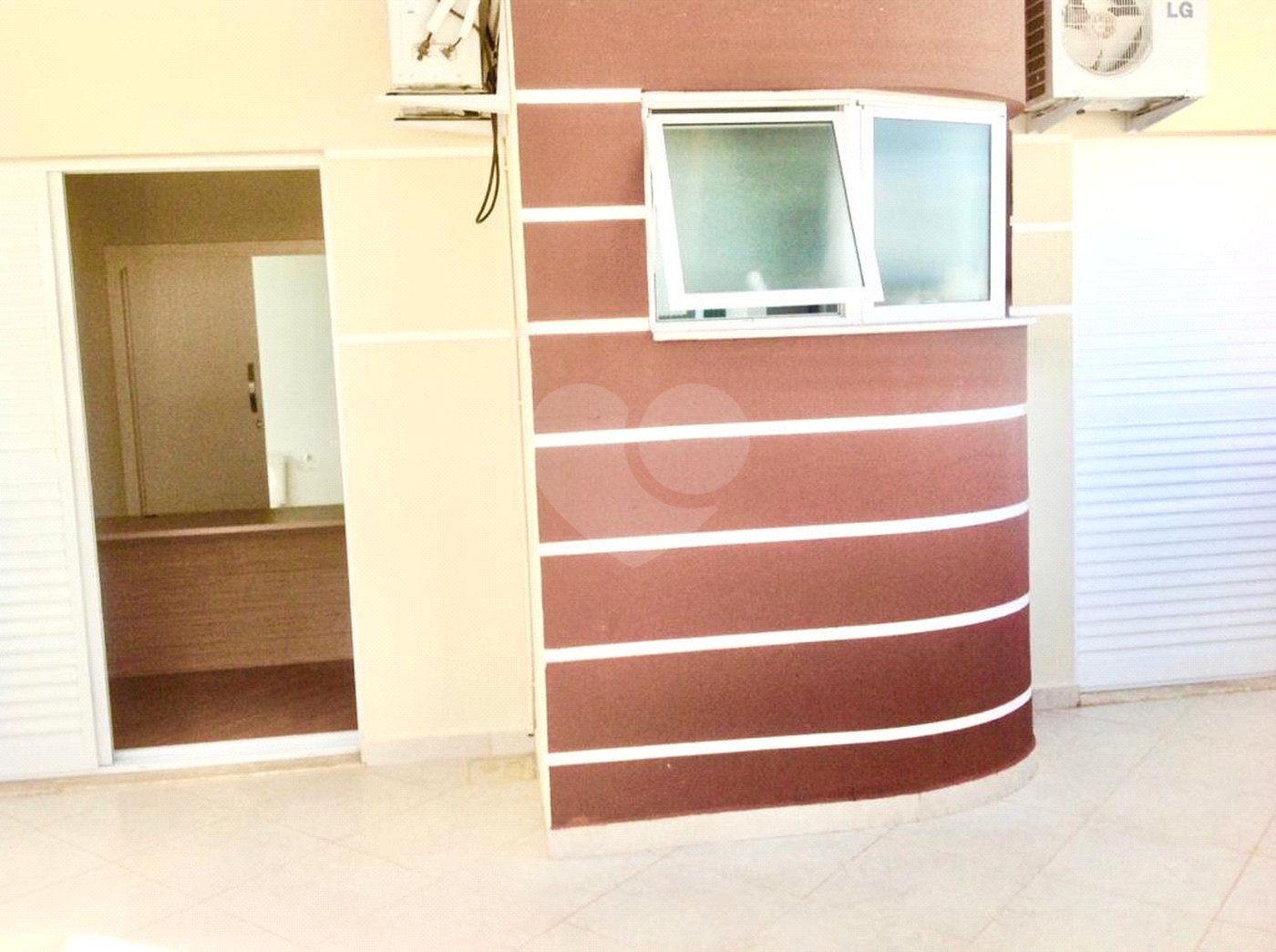 Indaiatuba - Casa no Condomínio Amstalden - Sobrado - 4 suítes - 2 banheiros sociais - Piscina aquecida com Hidro - Móveis planejados - 334,89 de obra - 370 construção com a piscina - IPTU 513,00 - Condomínio 1091,00 - Condomínio com salão de festa - Quadra de futebol - Lago para pescas