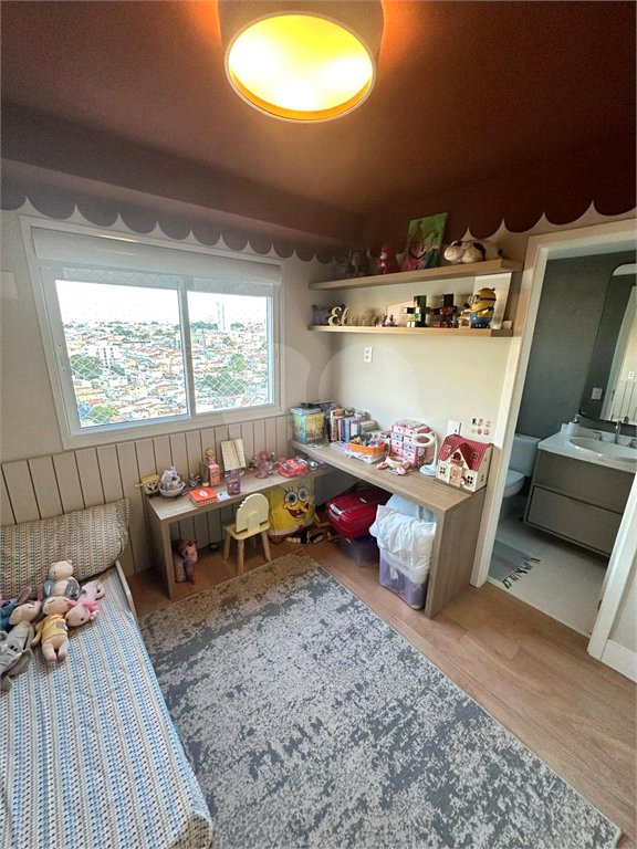 Apartamento à venda no bairro Vila Regente Feijó com 165 m² de área útil construída, com 3 dormitórios, sendo 3 suítes,Mobiliado com 3 Suítes 3 Vagas no Araribá Home Resort
