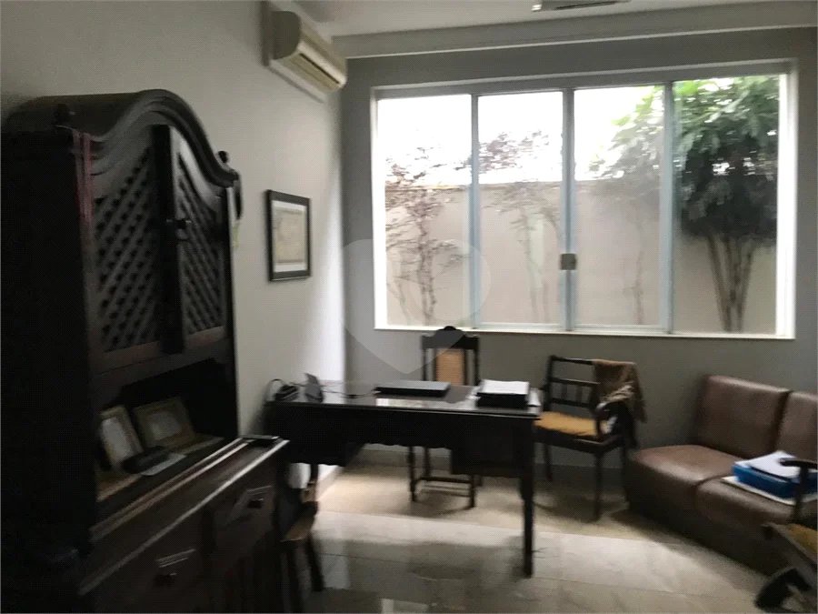 SOBRADO ALTO PADRÂO COND.PARQUE SABARA