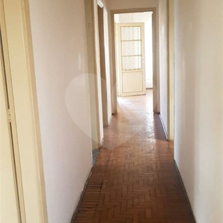 Casa térrea para venda em Araraquara/SP.