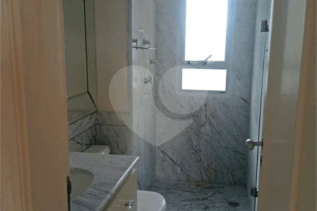 Apartamento a venda com 252 m² no Campo belo.