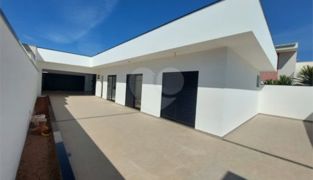 Casa à venda com 3 quartos, sendo 1 suíte,  em Terras de São José, São João da Boa Vista, SP