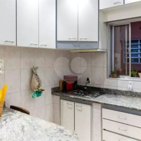 Sobrado à venda na V.Mariana - 130m2 - 2 Quartos - 600 m. metrô Ana Rosa