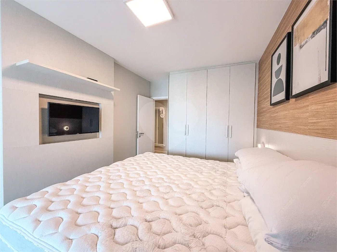 Apartamento à venda com 3 suítes em Riviera de São Lourenço, Bertioga, SP