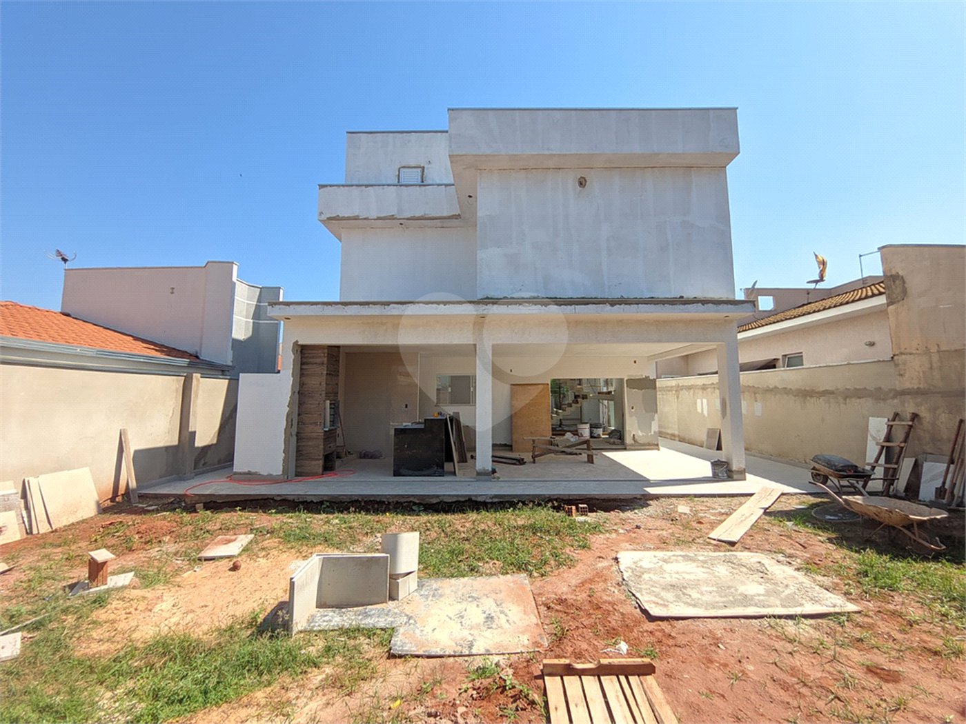Sobrado no Condomínio Acacias II, localizado em Araraquara/SP .