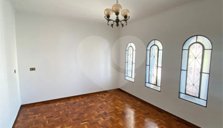 Casa Térrea à venda com 3 quartos, sendo 1 suíte, em Vila Morumbi, São Carlos, SP