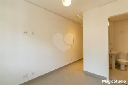 Apartamento com 1 dormitório para locação na Barra Funda.